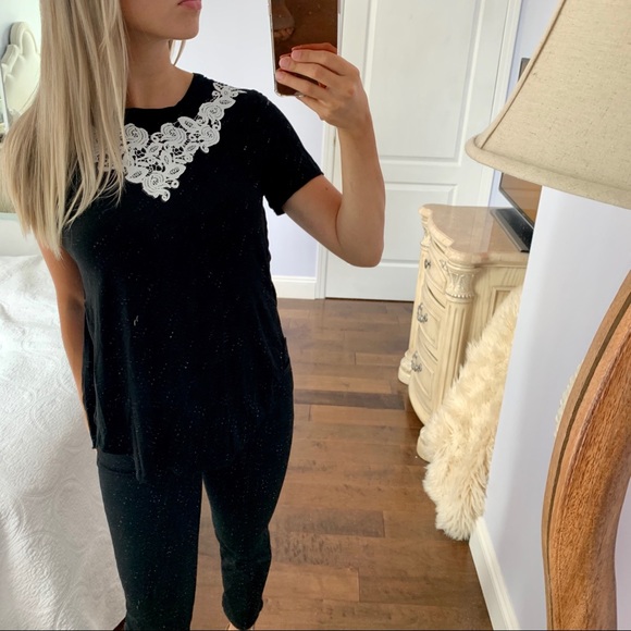 3 FOR $35 - Aritzia Wilfred Side Split T-Shirt - Picture 3 of 8